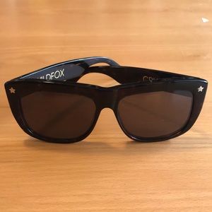 Wild fox Cruiser sunglasses w/ case